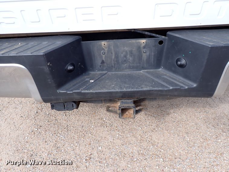 image for item DL7563 2016 Ford F250 Super Duty  Crew Cab pickup truck