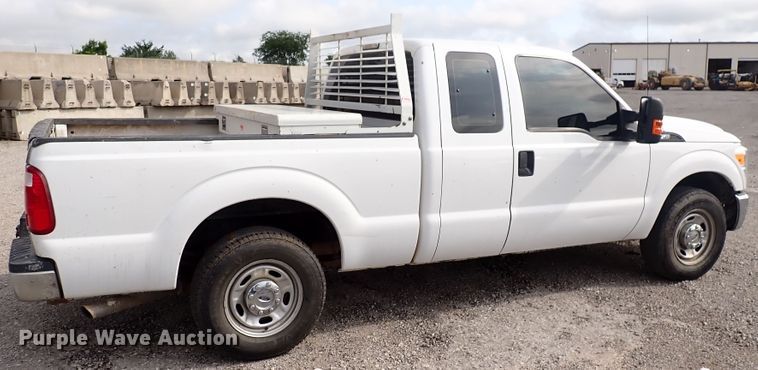 image for item DL7571 2016 Ford F250 Super Duty  SuperCab pickup truck
