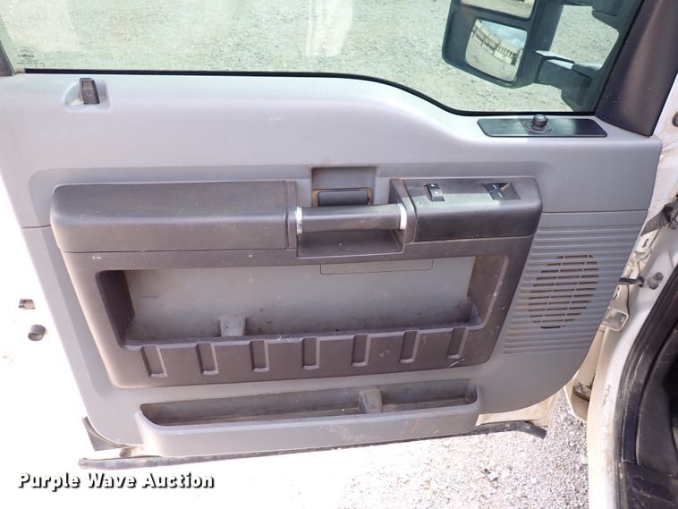 image for item DL7571 2016 Ford F250 Super Duty  SuperCab pickup truck