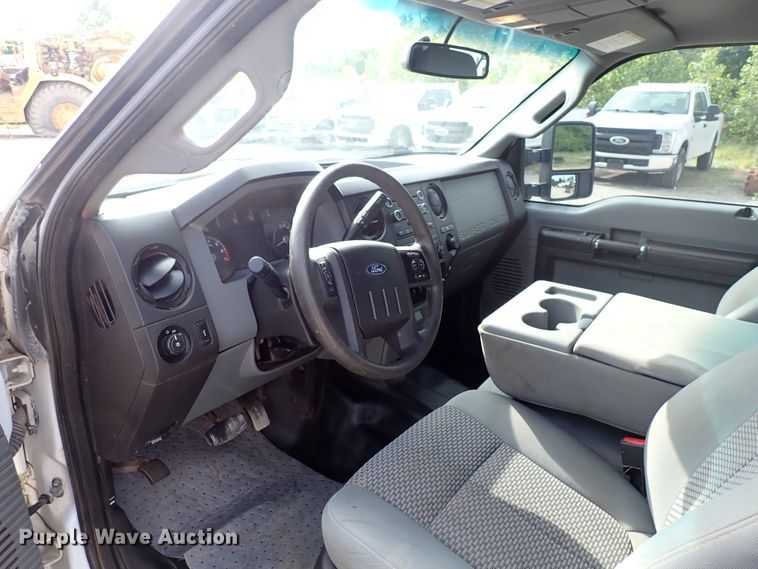 image for item DL7572 2015 Ford F250 Super Duty  Crew Cab pickup truck