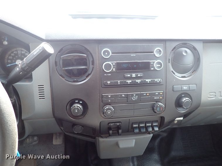 image for item DL7572 2015 Ford F250 Super Duty  Crew Cab pickup truck