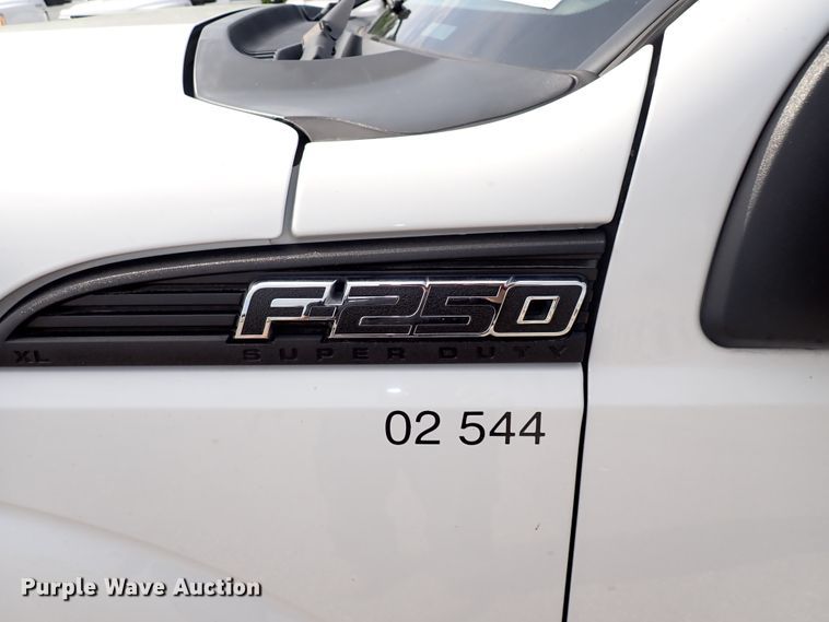 image for item DL7572 2015 Ford F250 Super Duty  Crew Cab pickup truck