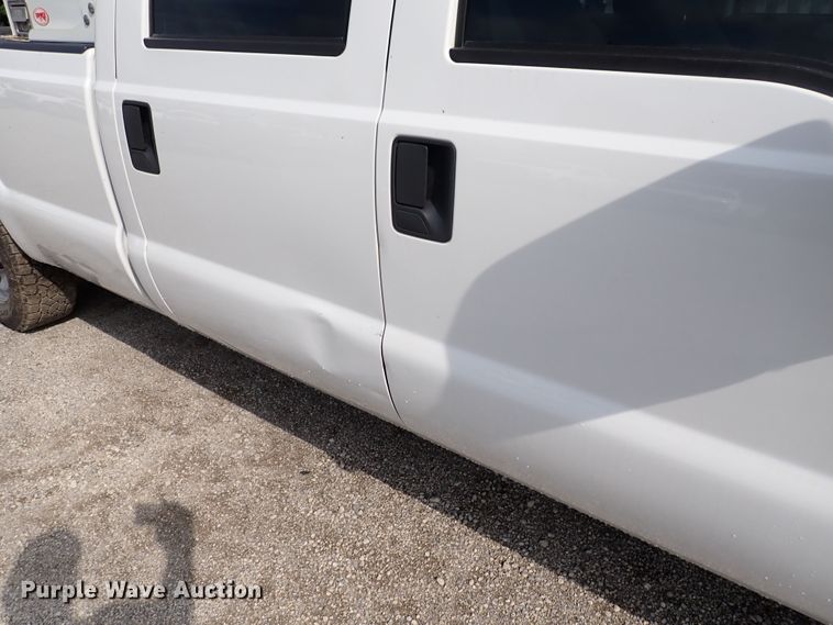 image for item DL7572 2015 Ford F250 Super Duty  Crew Cab pickup truck