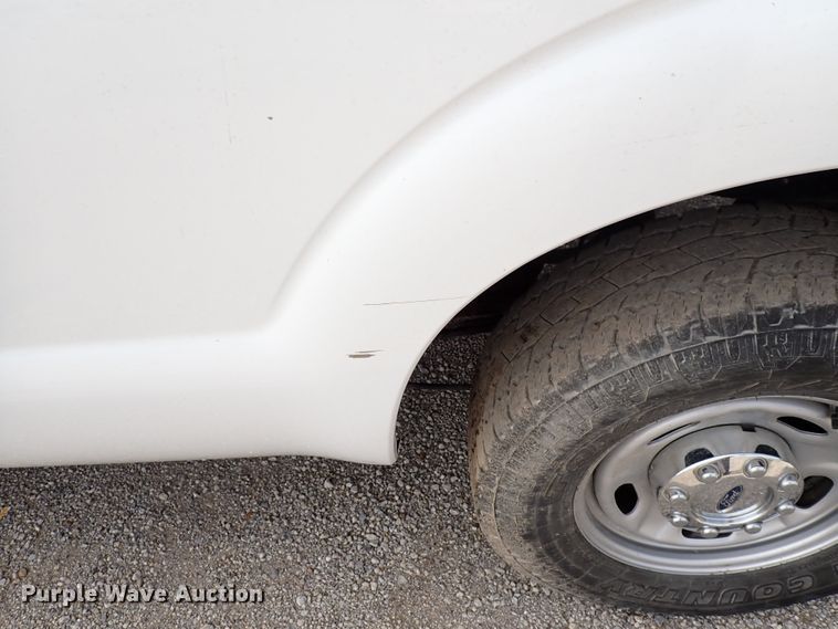 image for item DL7572 2015 Ford F250 Super Duty  Crew Cab pickup truck