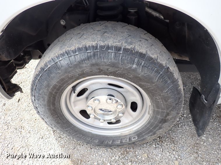 image for item DL7572 2015 Ford F250 Super Duty  Crew Cab pickup truck