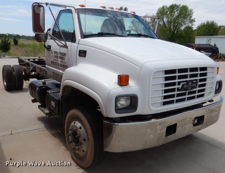 image for item DL8063 2000 Chevrolet C6500  truck cab and chassis