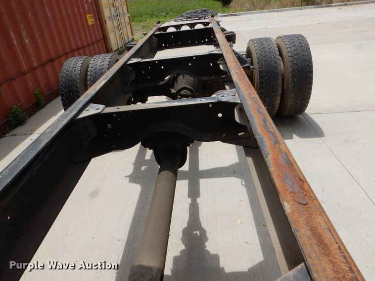 image for item DL8063 2000 Chevrolet C6500  truck cab and chassis