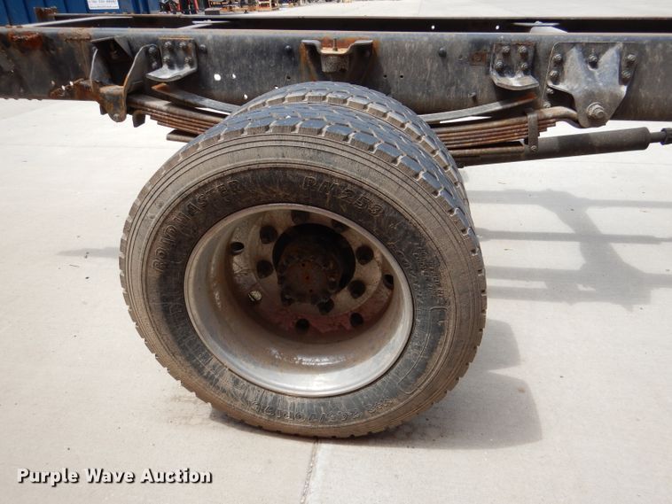 image for item DL8063 2000 Chevrolet C6500  truck cab and chassis