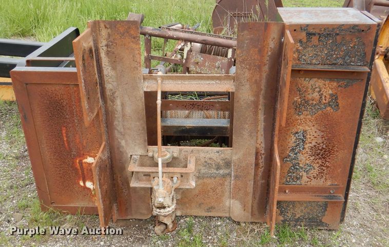 image for item DL8835 Truck parts