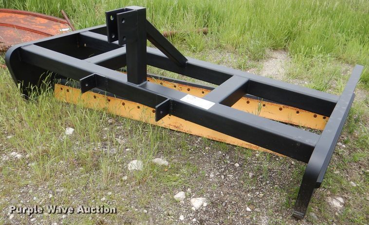 image for item DL8836 Tractor attachments