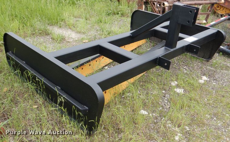 image for item DL8836 Tractor attachments