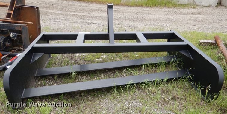 image for item DL8836 Tractor attachments