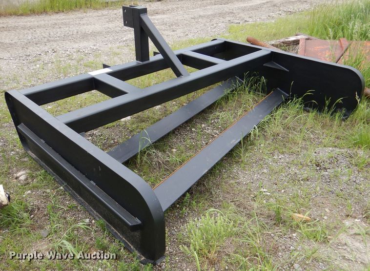 image for item DL8836 Tractor attachments