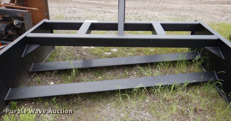 image for item DL8836 Tractor attachments