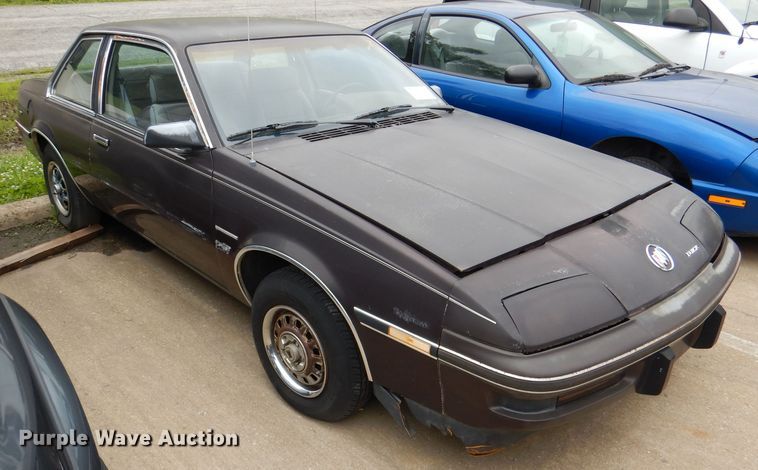 image for item DL8882 1987 Buick Skyhawk