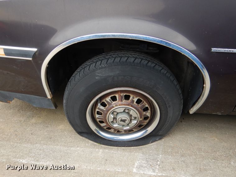 image for item DL8882 1987 Buick Skyhawk