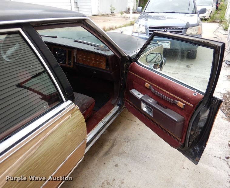 image for item DL8883 1989 Buick LeSabre Wagon