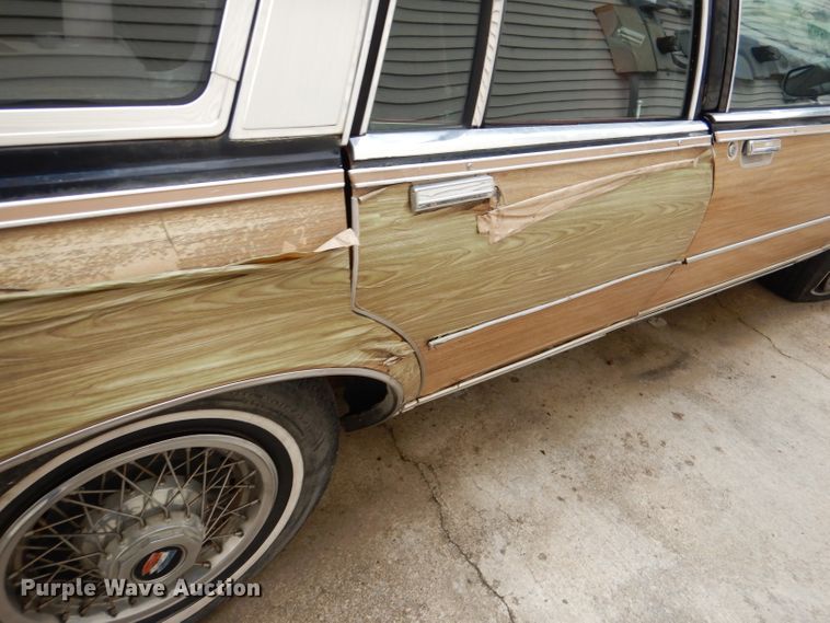 image for item DL8883 1989 Buick LeSabre Wagon