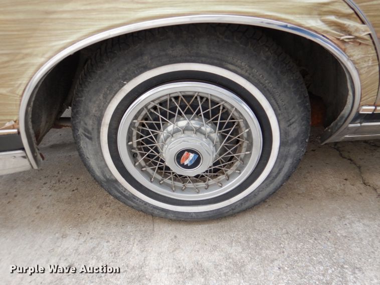 image for item DL8883 1989 Buick LeSabre Wagon
