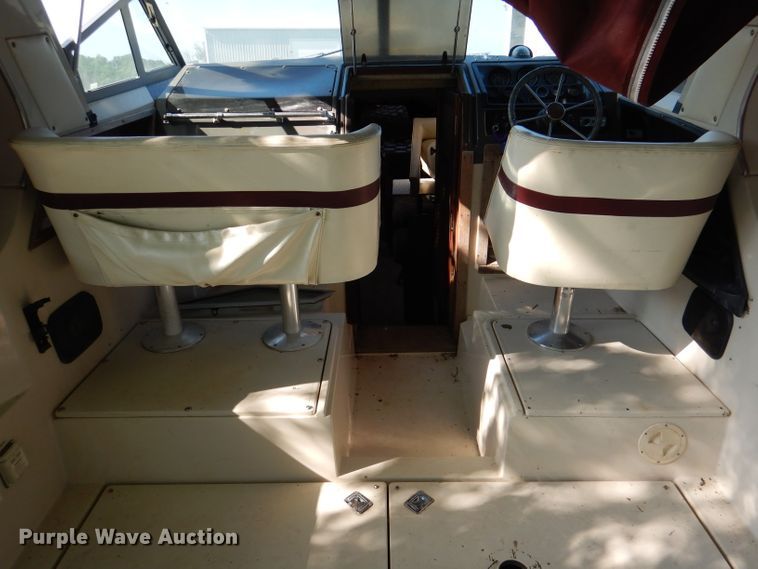 image for item DM0021 1984 Cruiser Ultra 26  boat