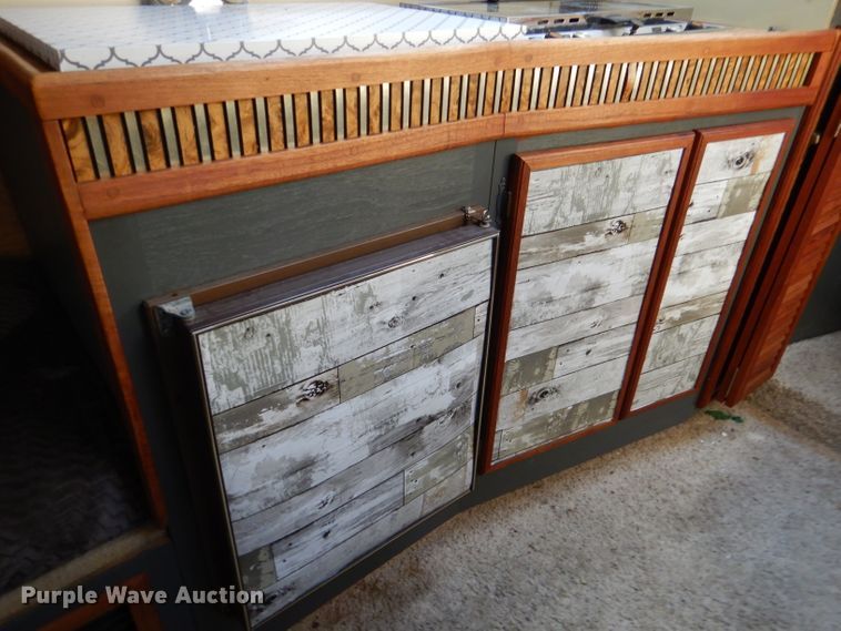 image for item DM0021 1984 Cruiser Ultra 26  boat