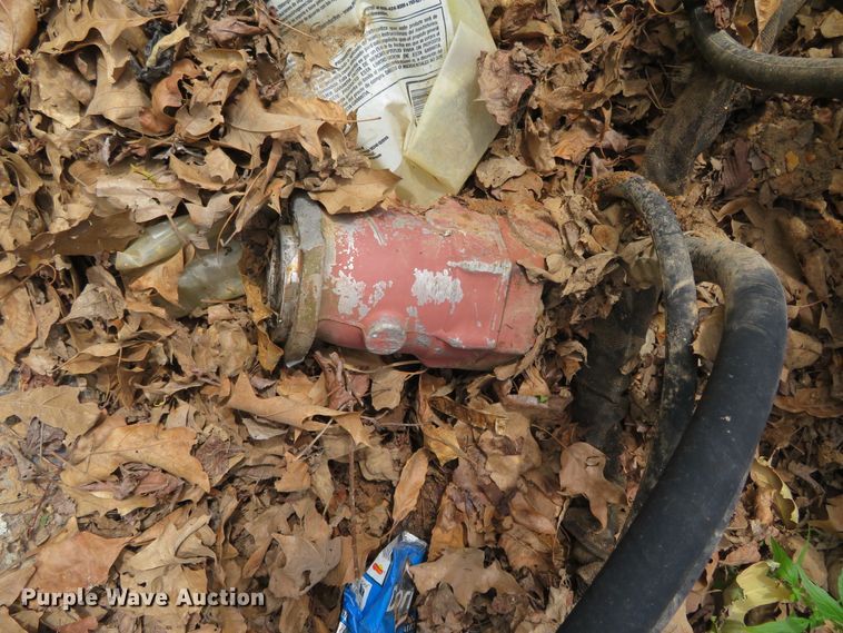 image for item DN5896 Bron V75 vibratory cable plow