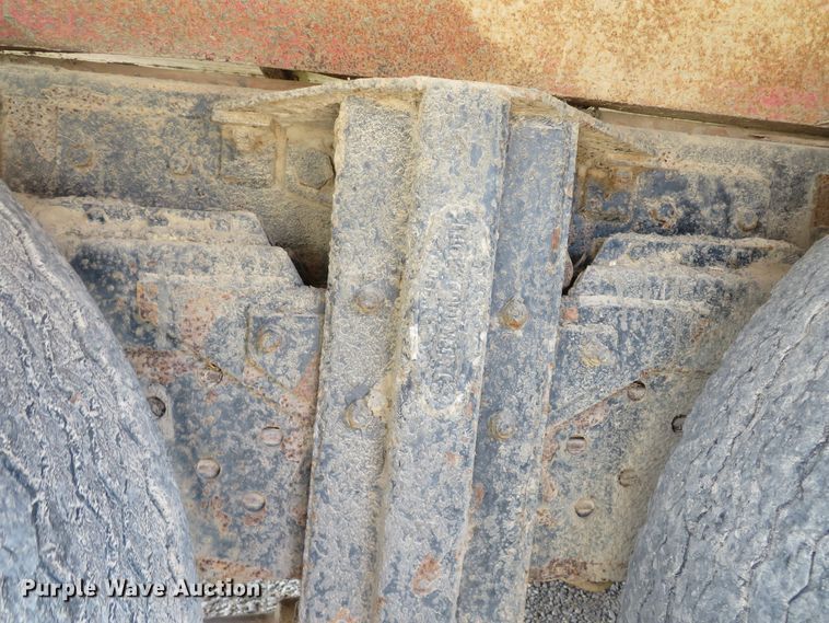 image for item DN5897 1965 International 1800  grain truck