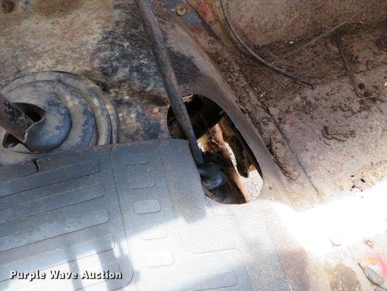 image for item DN5897 1965 International 1800  grain truck