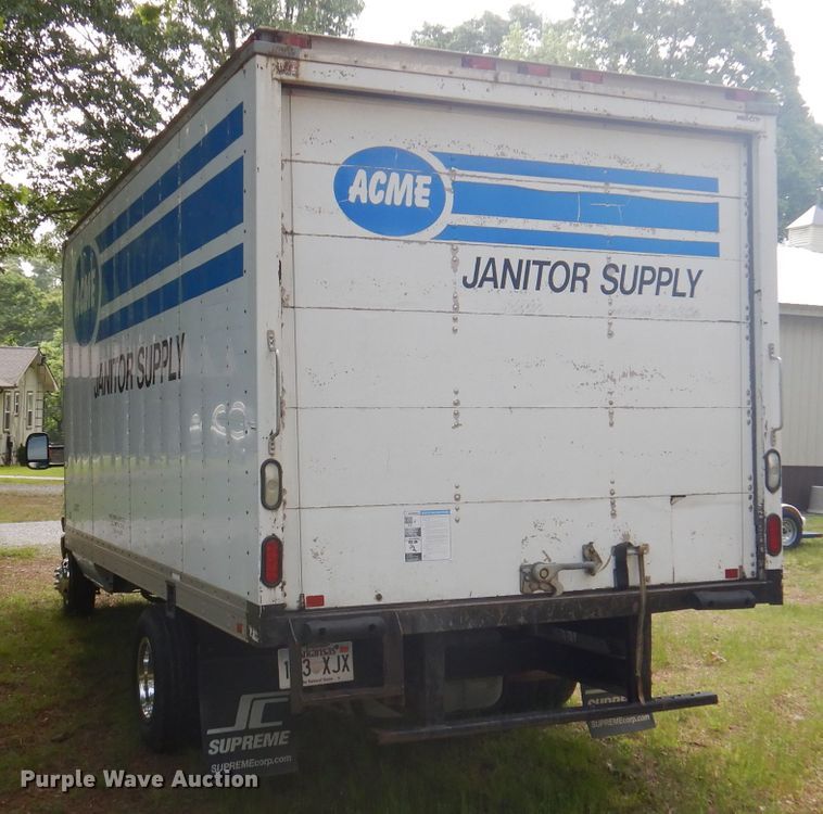 image for item DY9686 2011 Ford E450 Super Duty  box truck