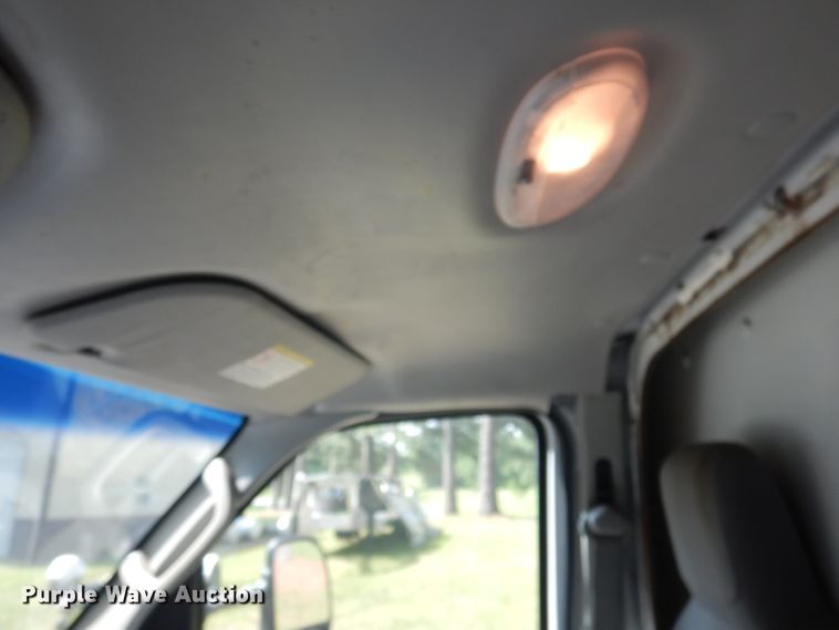image for item DY9686 2011 Ford E450 Super Duty  box truck