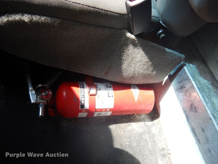 image for item DY9686 2011 Ford E450 Super Duty  box truck