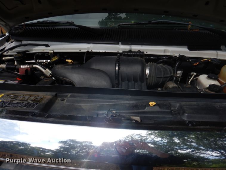 image for item DY9686 2011 Ford E450 Super Duty  box truck