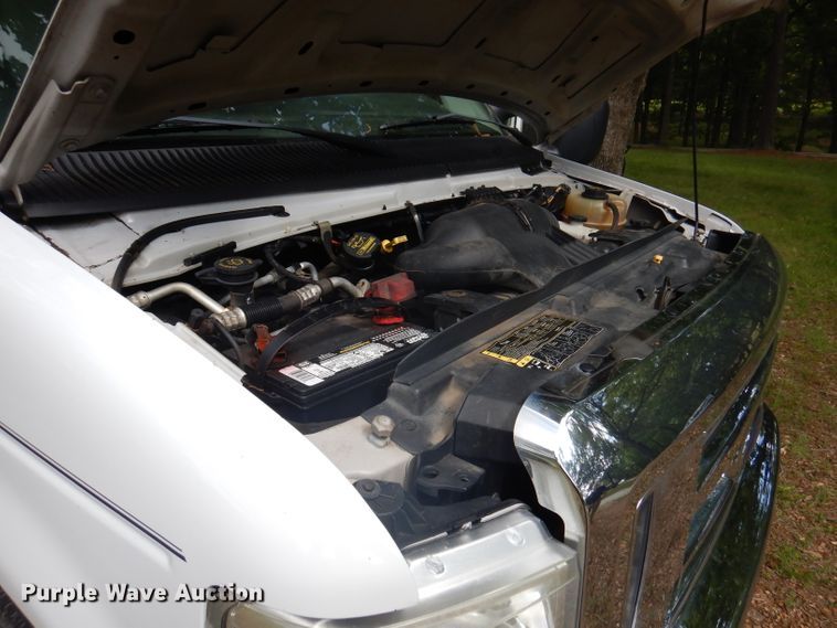 image for item DY9686 2011 Ford E450 Super Duty  box truck