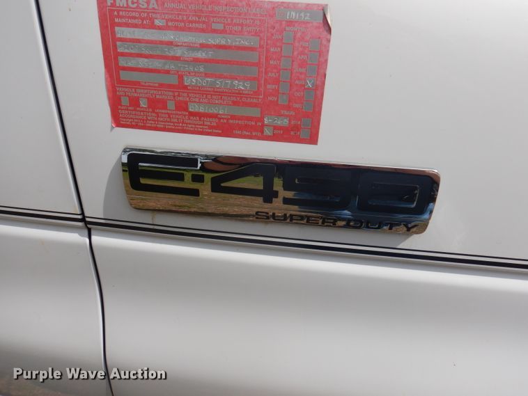 image for item DY9686 2011 Ford E450 Super Duty  box truck