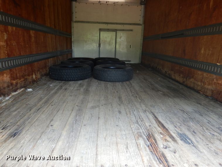 image for item DY9686 2011 Ford E450 Super Duty  box truck