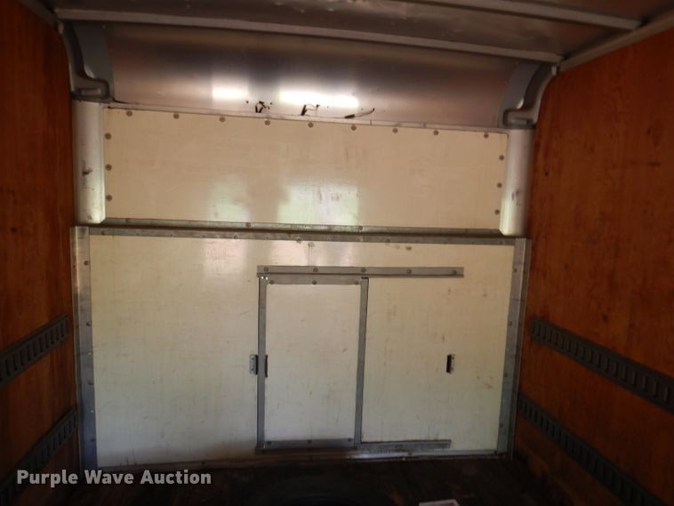 image for item DY9686 2011 Ford E450 Super Duty  box truck