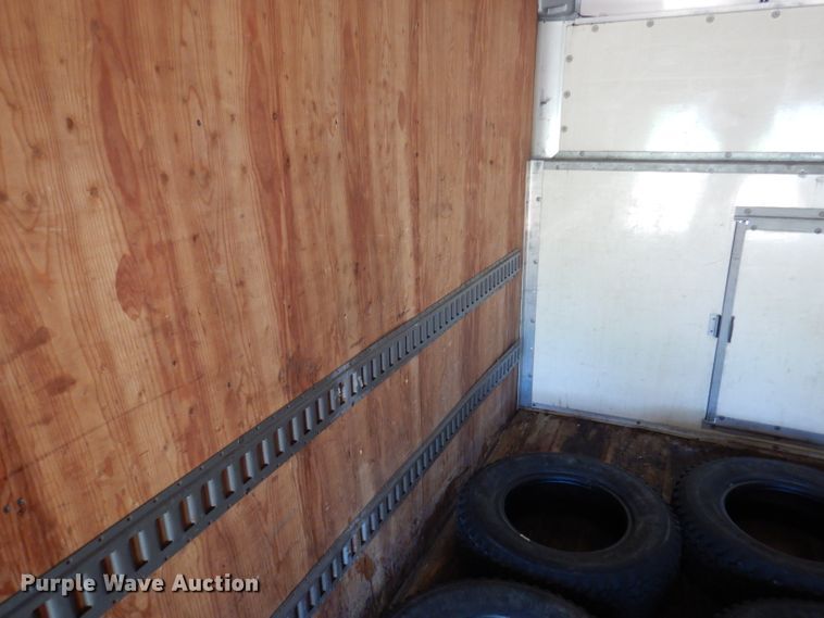 image for item DY9686 2011 Ford E450 Super Duty  box truck