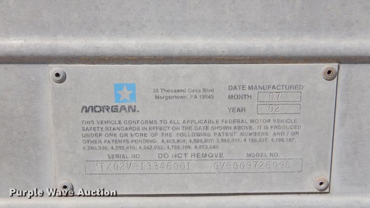 image for item ES9649 2002 International 4300  box truck