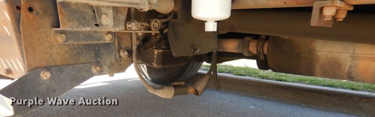 image for item ES9650 2007 Hino 268  box truck