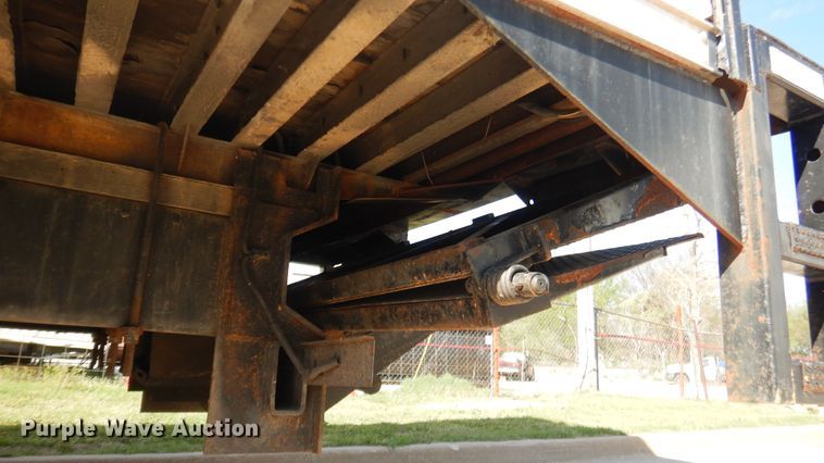 image for item ES9651 2007 Hino 268  box truck