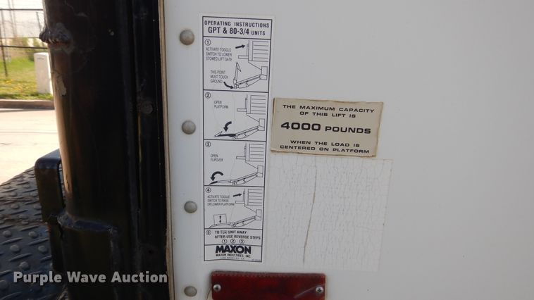 image for item ES9651 2007 Hino 268  box truck