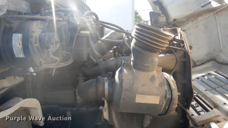 image for item ES9652 2004 Sterling Acterra  box truck