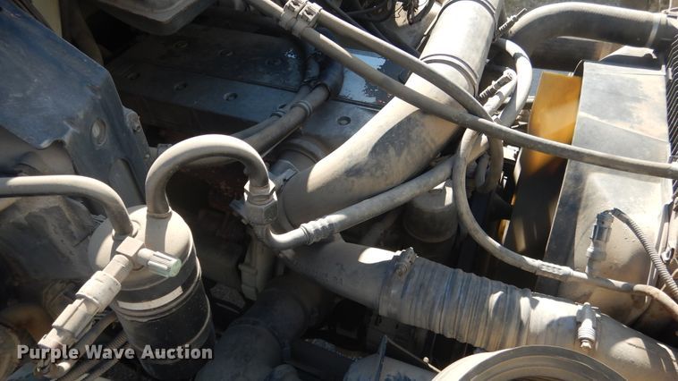 image for item ES9652 2004 Sterling Acterra  box truck