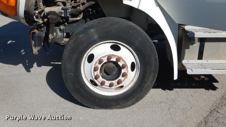 image for item ES9652 2004 Sterling Acterra  box truck