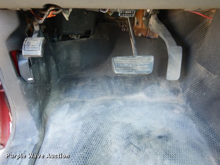 image for item FI9045 2010 Chevrolet Silverado 2500HD  utility bed pickup truck