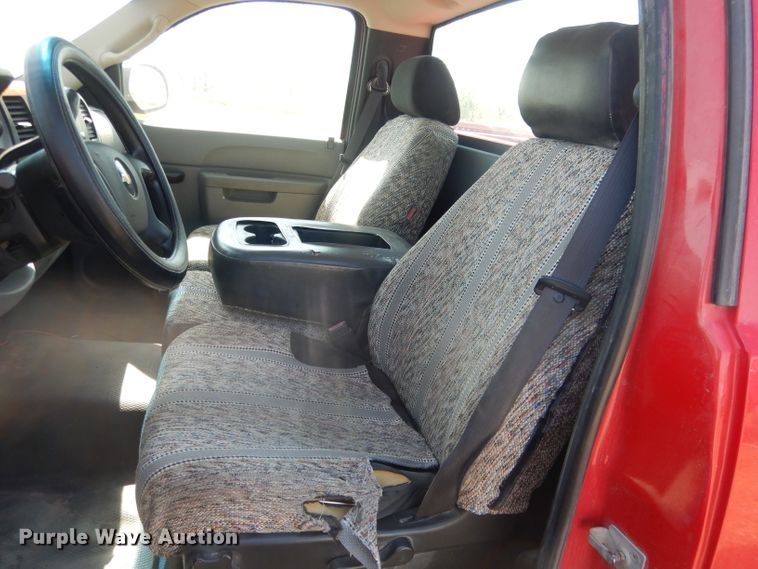 image for item FI9045 2010 Chevrolet Silverado 2500HD  utility bed pickup truck