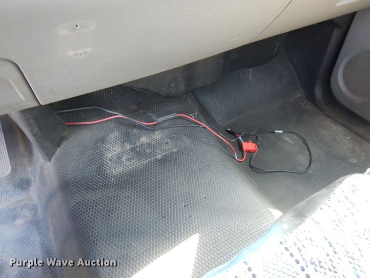 image for item FI9045 2010 Chevrolet Silverado 2500HD  utility bed pickup truck