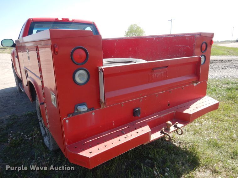 image for item FI9045 2010 Chevrolet Silverado 2500HD  utility bed pickup truck