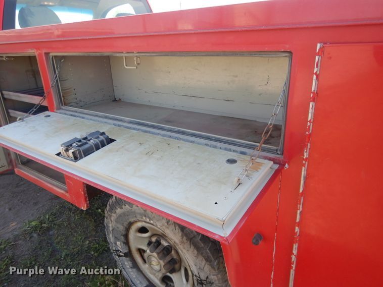 image for item FI9045 2010 Chevrolet Silverado 2500HD  utility bed pickup truck