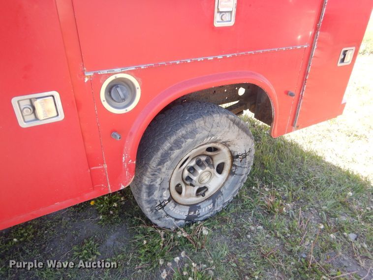 image for item FI9045 2010 Chevrolet Silverado 2500HD  utility bed pickup truck